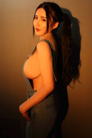 C小嬌妻的十八種姿勢H_手機在線看片