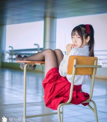 我的巨臀爆乳女教師_高清版完整版未刪減