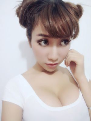邊摸邊吃奶邊做叫床視頻國產(chǎn)_超清免費(fèi)觀看