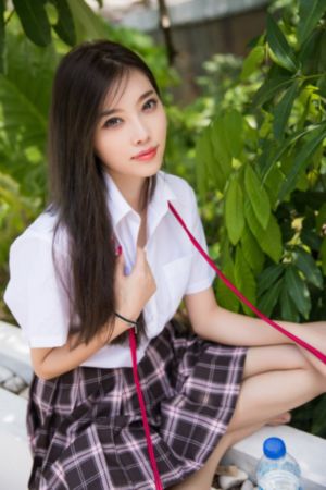 99年女主播網(wǎng)吧廁所在線_BDHD高清在線觀看
