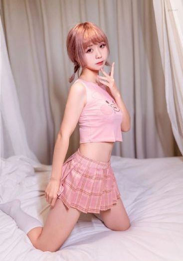 久久久久精品無(wú)碼AV人妖色五月_高清電影